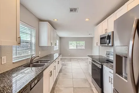 9353 SW 1st Place Boca Raton FL 33428