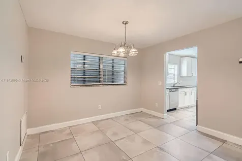 9353 SW 1st Place Boca Raton FL 33428