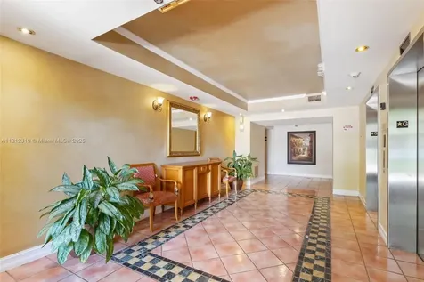 19999 E Country Club Drive Aventura FL 33180
