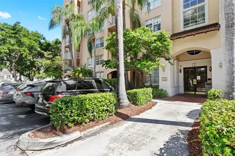 19999 E Country Club Drive Aventura FL 33180