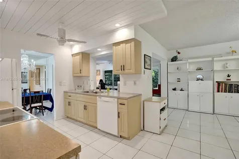10106 NW 82nd Street Tamarac FL 33321