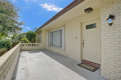10106 NW 82nd Street Tamarac FL 33321