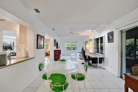10106 NW 82nd Street Tamarac FL 33321