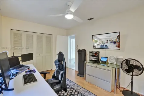 10106 NW 82nd Street Tamarac FL 33321