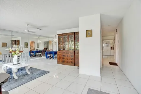 10106 NW 82nd Street Tamarac FL 33321