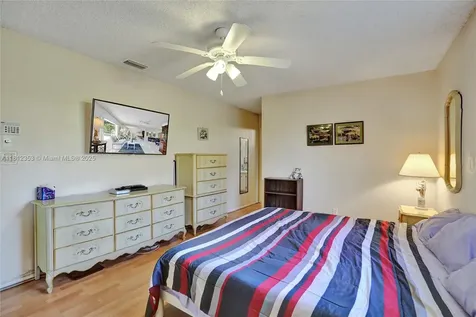 10106 NW 82nd Street Tamarac FL 33321