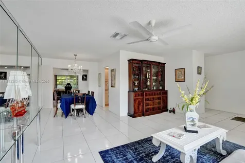 10106 NW 82nd Street Tamarac FL 33321