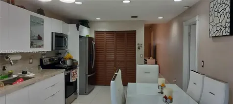 3149 W 68th Place Hialeah FL 33018
