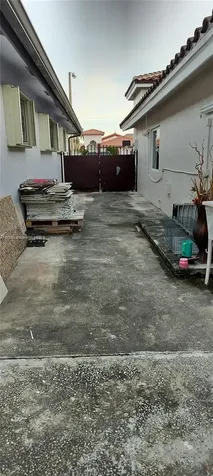 3149 W 68th Place Hialeah FL 33018