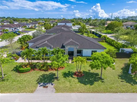 21342 SW 132nd Place Miami FL 33177