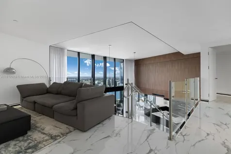 18555 Collins Avenue Sunny Isles Beach FL 33160
