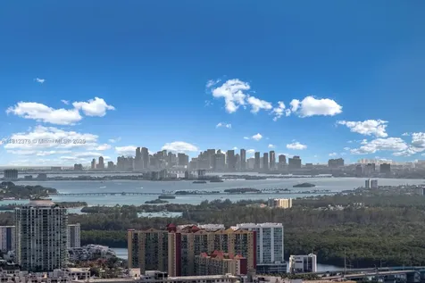 18555 Collins Avenue Sunny Isles Beach FL 33160