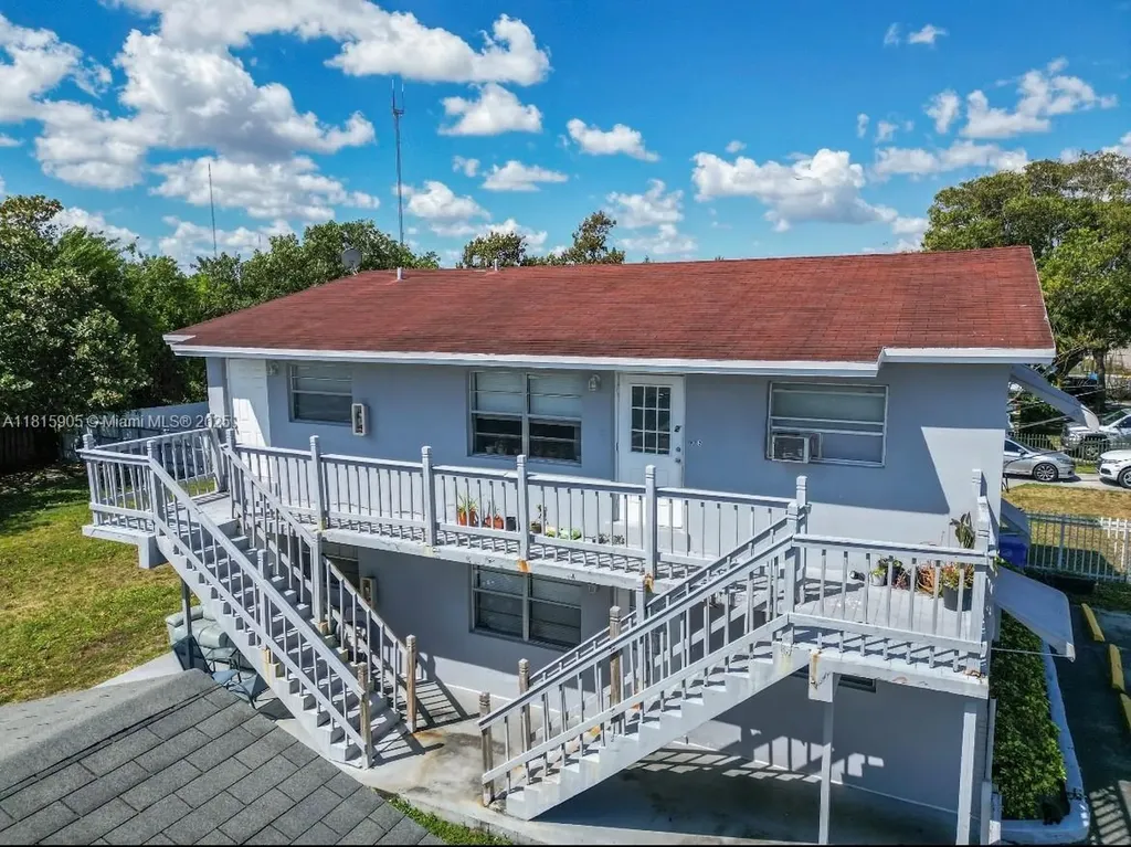 4130 SW 20th Street West Park FL 33023