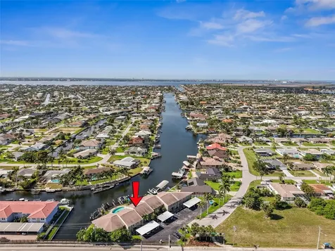 4803 SW Santa Barbara Court Cape Coral FL 33914