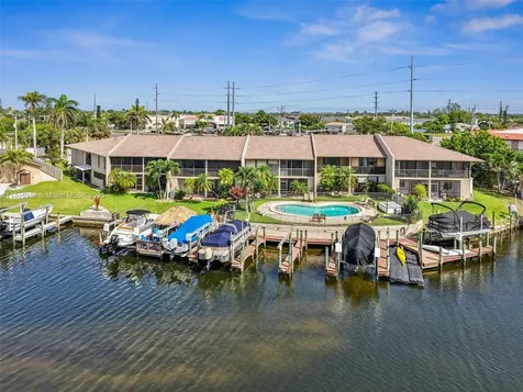 4803 SW Santa Barbara Court Cape Coral FL 33914