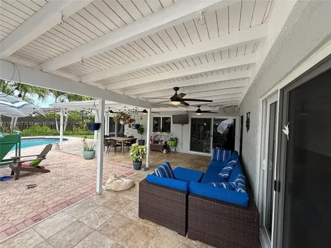 10421 SW 128th Avenue Miami FL 33186