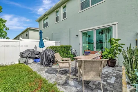 680 SE Lake Falls Street Port St. Lucie FL 34984