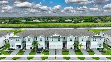 680 SE Lake Falls Street Port St. Lucie FL 34984