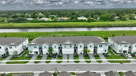 680 SE Lake Falls Street Port St. Lucie FL 34984