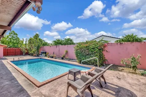 7815 SW 21st Terrace Miami FL 33155