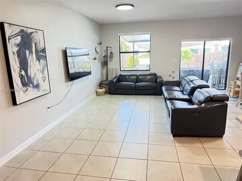 25423 SW 108th Court Homestead FL 33032