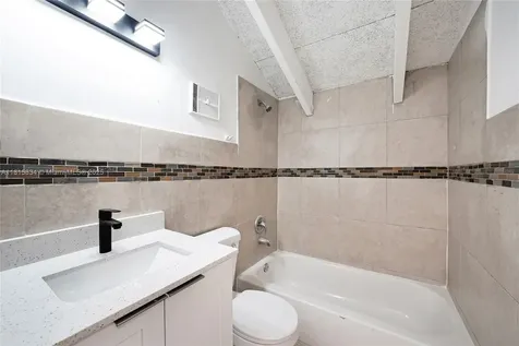 3460 NW 43rd Avenue Lauderdale Lakes FL 33319