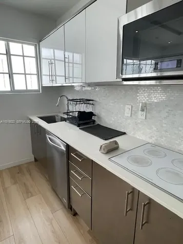 700 16th Street Miami Beach FL 33139