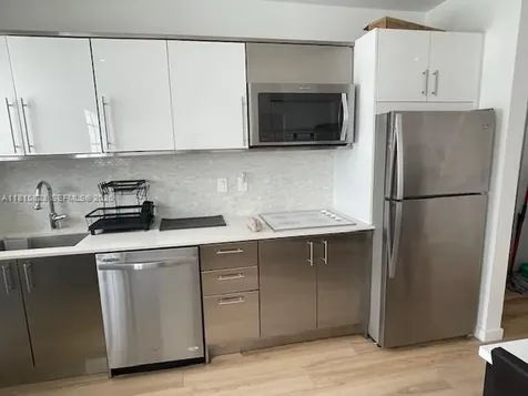700 16th Street Miami Beach FL 33139