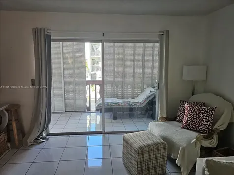 215 SE 3rd Avenue Hallandale Beach FL 33009