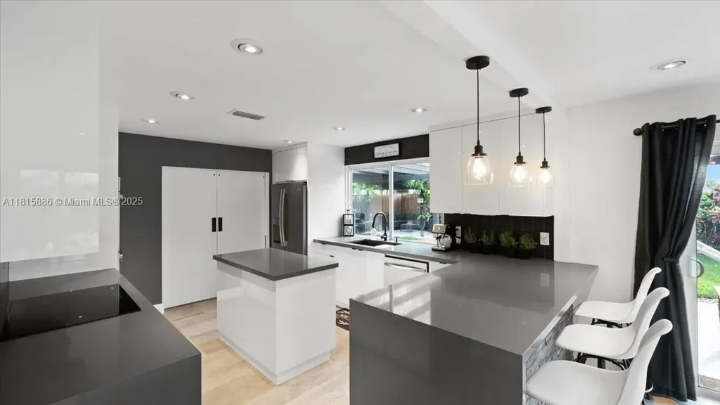 18701 Shauna Manor Drive Boca Raton FL 33496