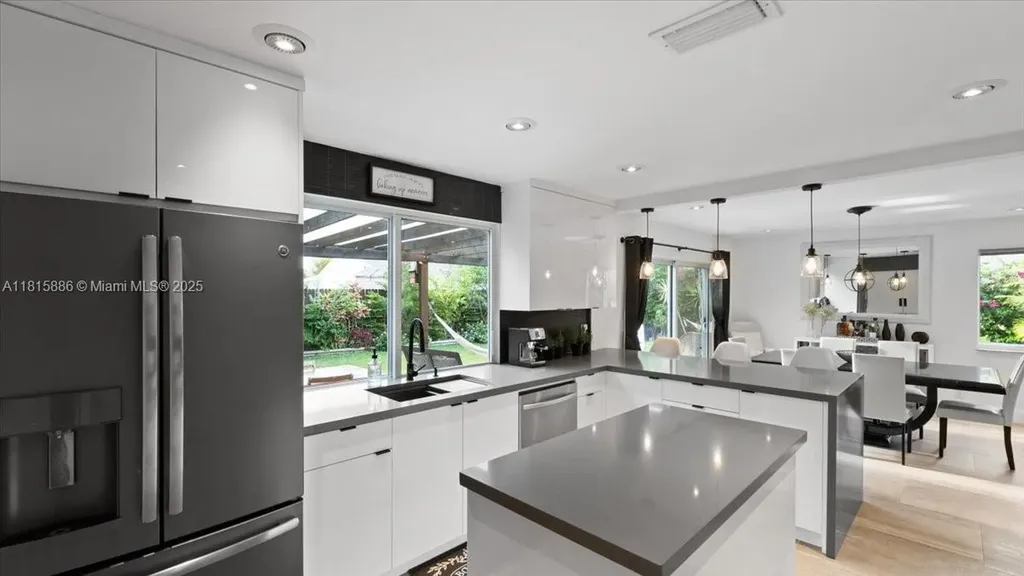 18701 Shauna Manor Drive Boca Raton FL 33496