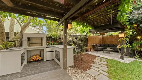 18701 Shauna Manor Drive Boca Raton FL 33496
