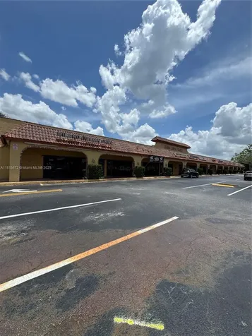 8759 NW 50th Street Lauderhill FL 33351