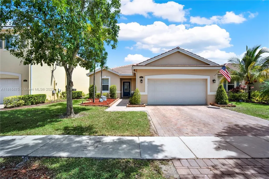 3456 NE 2nd Street Homestead FL 33033