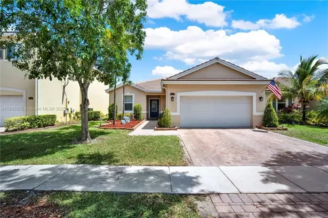 3456 NE 2nd Street Homestead FL 33033