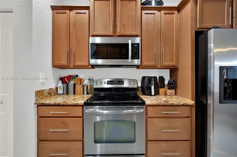 3456 NE 2nd Street Homestead FL 33033