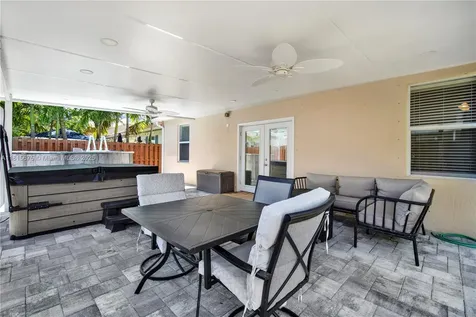 3456 NE 2nd Street Homestead FL 33033