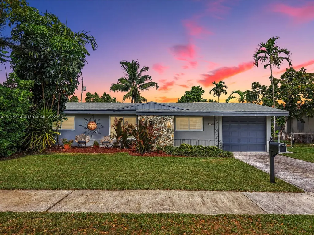 3320 SW 92nd Court Miami FL 33165