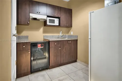 3320 SW 92nd Court Miami FL 33165