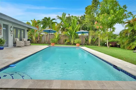3320 SW 92nd Court Miami FL 33165