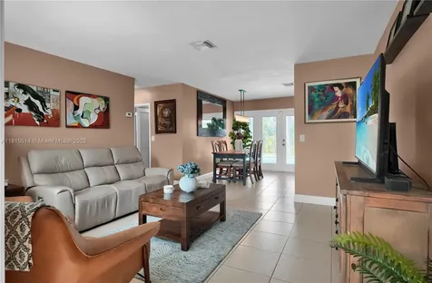 3320 SW 92nd Court Miami FL 33165