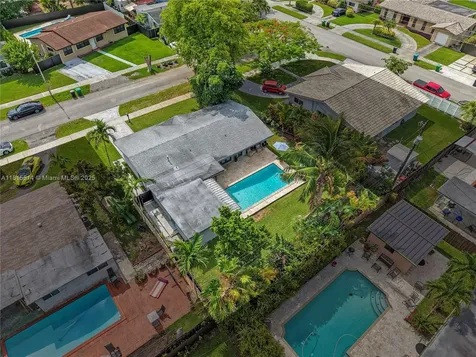 3320 SW 92nd Court Miami FL 33165