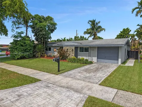 3320 SW 92nd Court Miami FL 33165