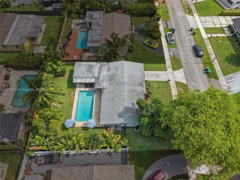 3320 SW 92nd Court Miami FL 33165
