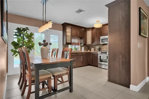 3320 SW 92nd Court Miami FL 33165
