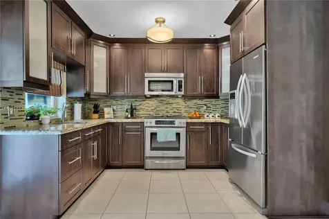 3320 SW 92nd Court Miami FL 33165