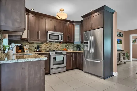 3320 SW 92nd Court Miami FL 33165