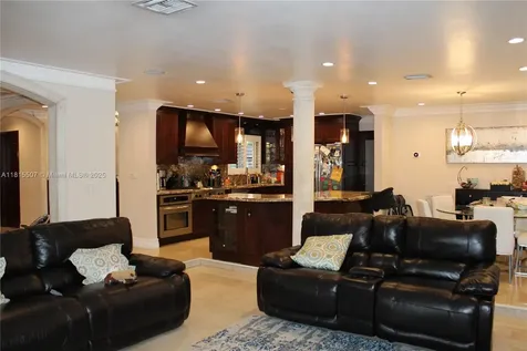 9941 SW 97th Court Miami FL 33176