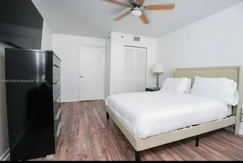 19601 E Country Club Drive Aventura FL 33180