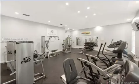 19601 E Country Club Drive Aventura FL 33180